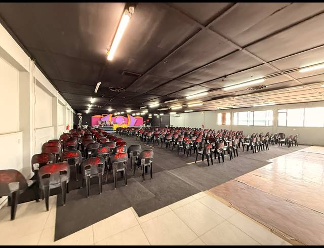 5,980M² BUSINESS CENTRE FOR SALE IN CONGELLA